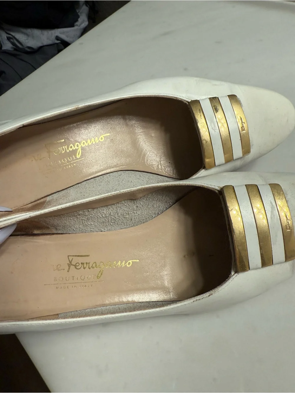 Salvatore Ferragamo White Leather Flats with Gold Striped Accent